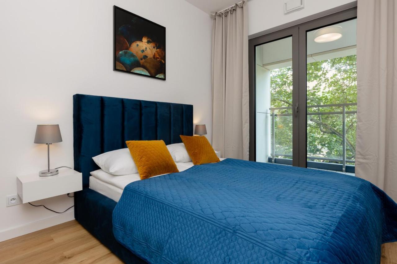 Apartment Avenue Solidarnosci On Wola By Noclegi Renters Varşovia Exterior foto
