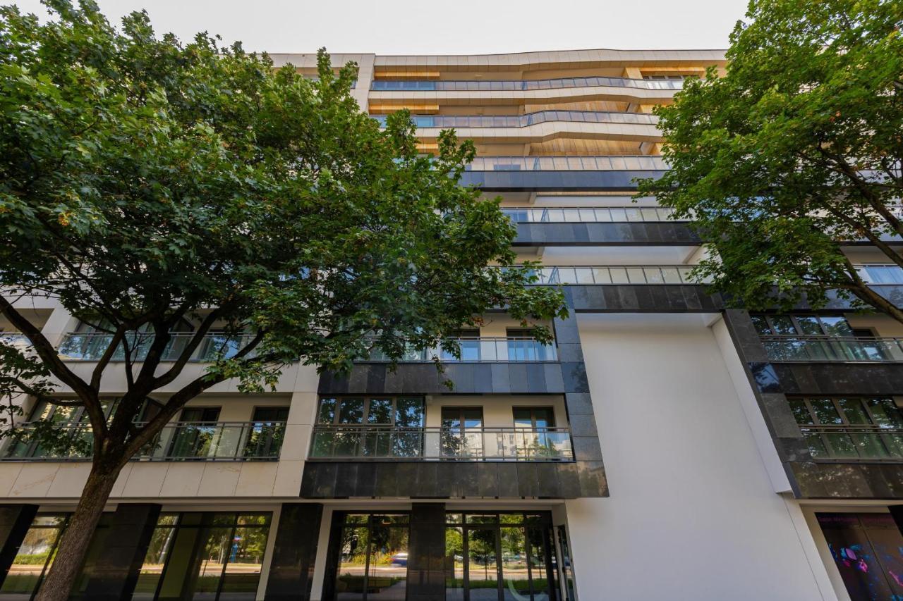 Apartment Avenue Solidarnosci On Wola By Noclegi Renters Varşovia Exterior foto